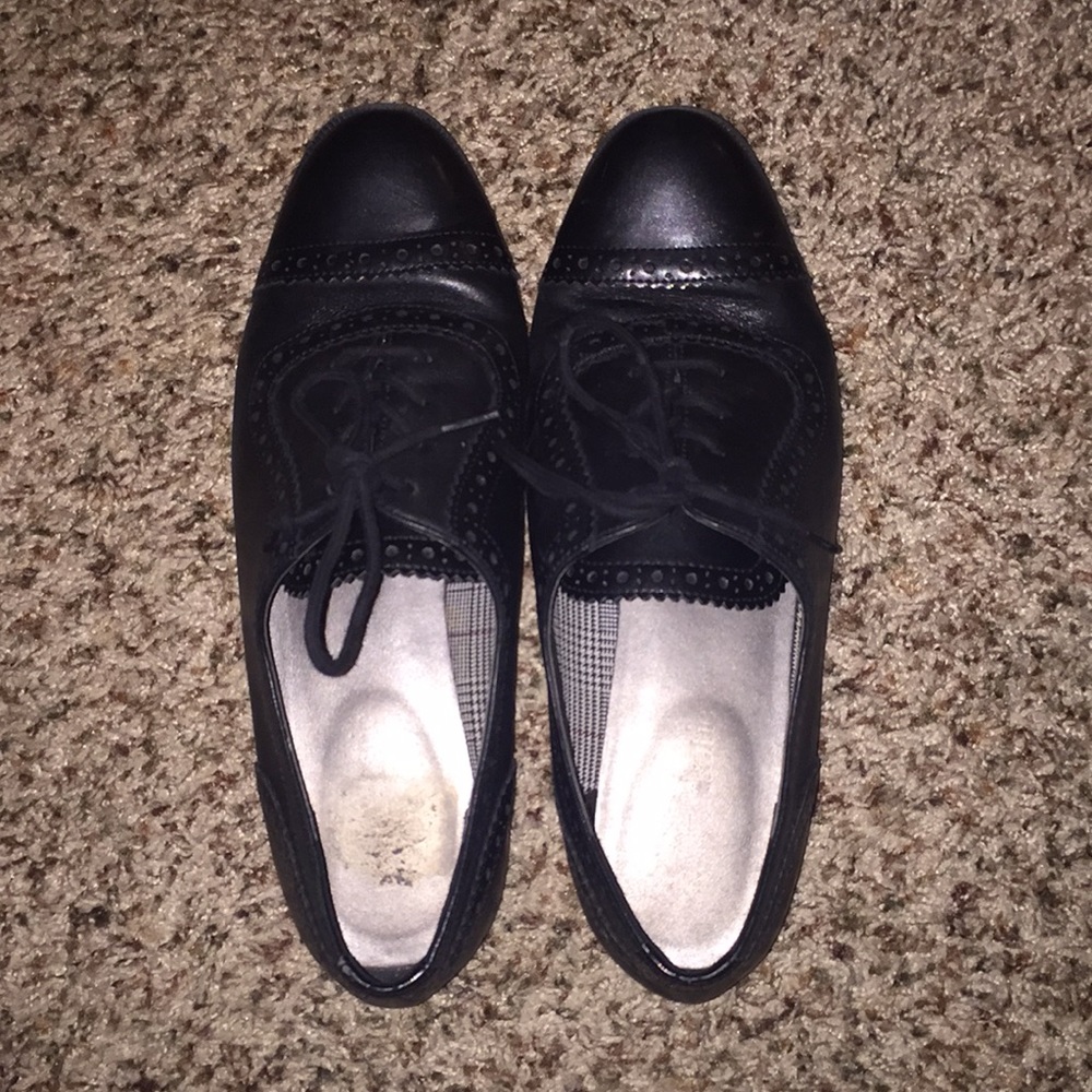 Oxford Flats